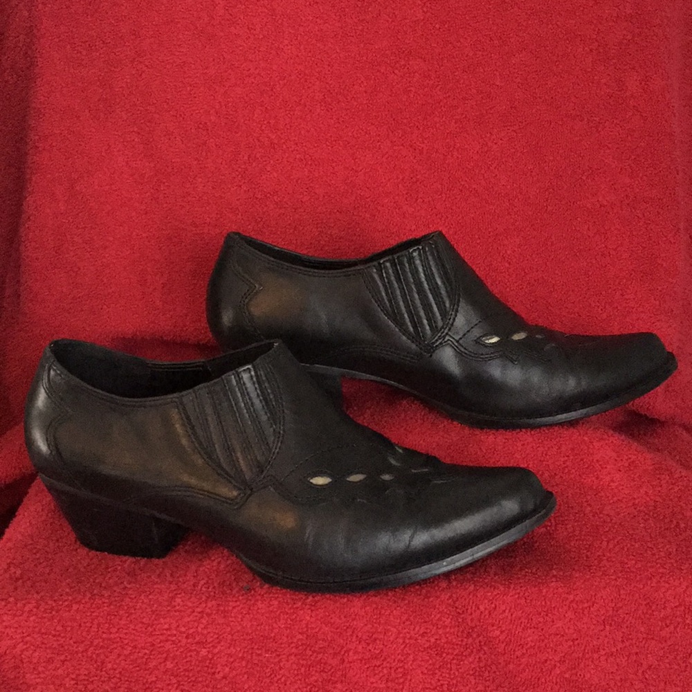 Ankle boots